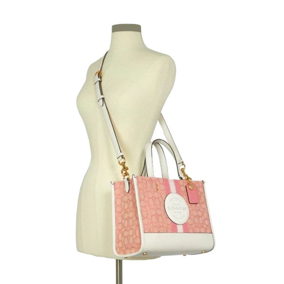 💘 Coach Dempsey Carryall In Signature Jacquard With Patch & Heart Charm - Picture 12 of 12